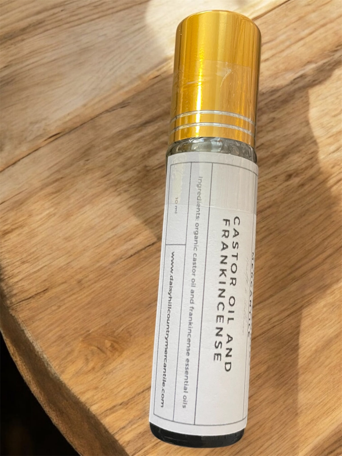 Castor Oil and Frankincense Oil Eye Roller Dropper