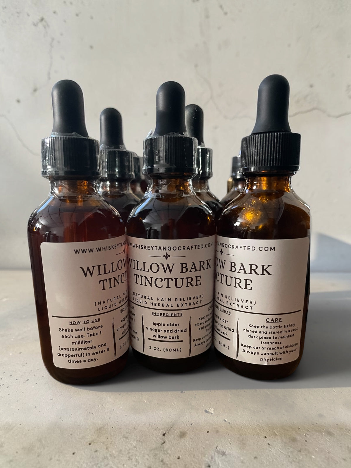 Teinture d'écorce de saule blanc, extrait d'écorce de saule blanc, extrait végétal, teinture végétale